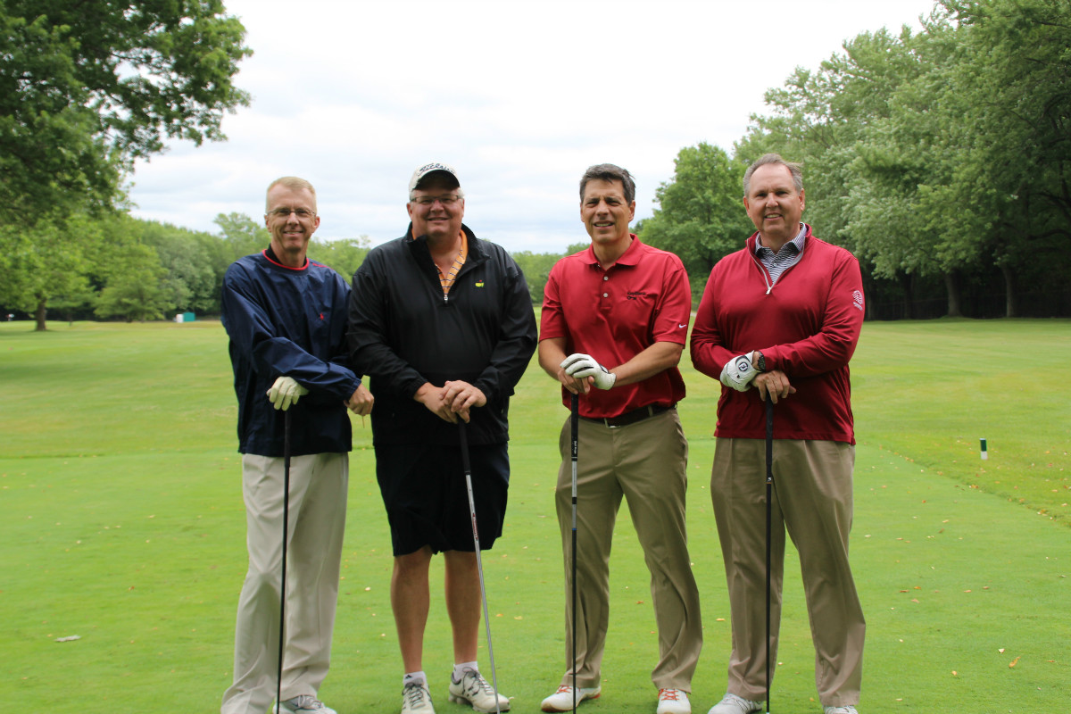 Northwest Indiana Auto Trade Association Holds Annual Golf Outing, Raises Money for Scholarships