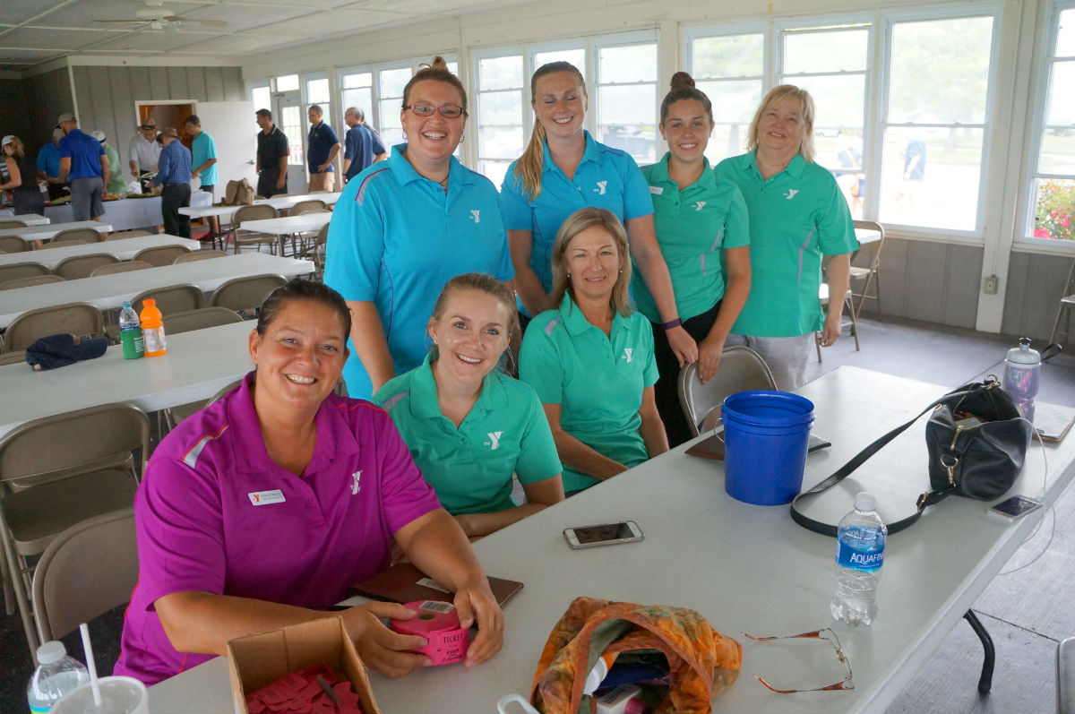Duneland YMCA and Chesterton-Duneland Kiwanis Gather at The Brassie Golf Course in Chesterton for a Day of Fun and Fundraising