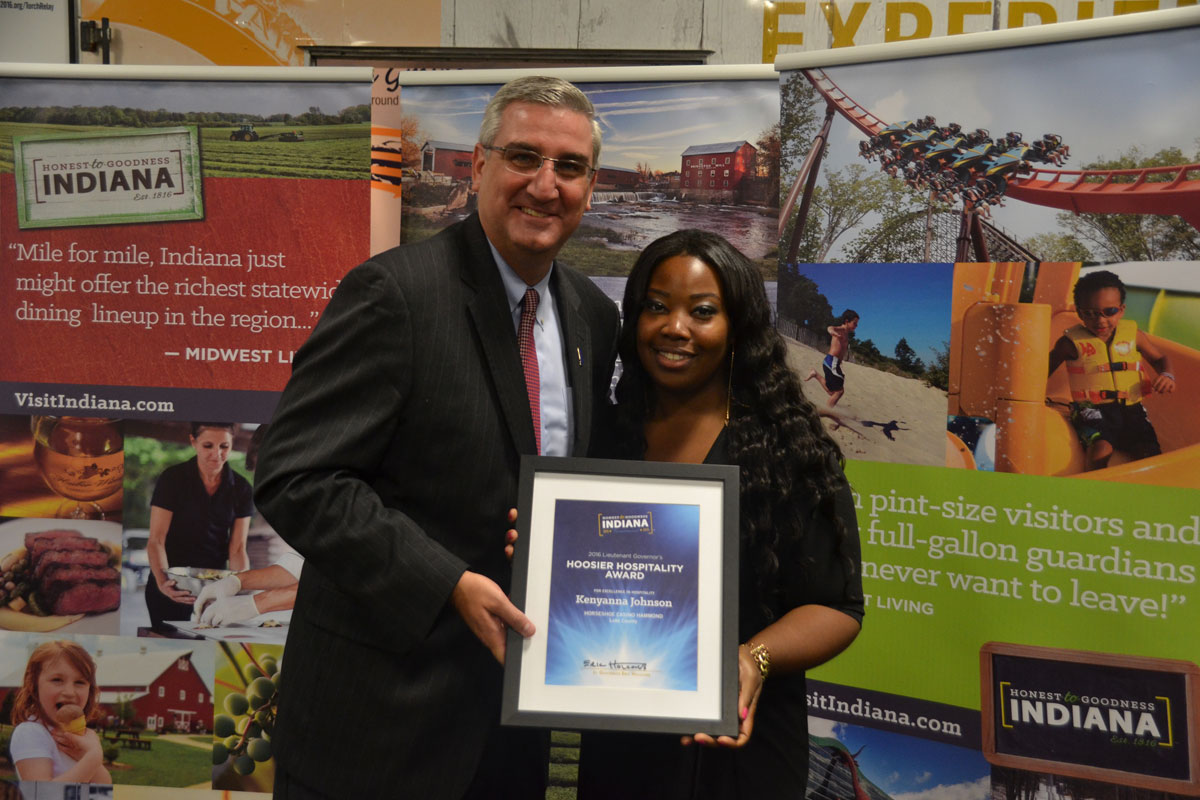 Holcomb Presents Kenyanna Johnson with Hoosier Hospitality Award