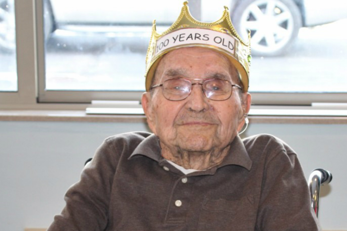 Rittenhouse Village of Valparaiso Celebrates 100th Birthday of Resident, Barney!