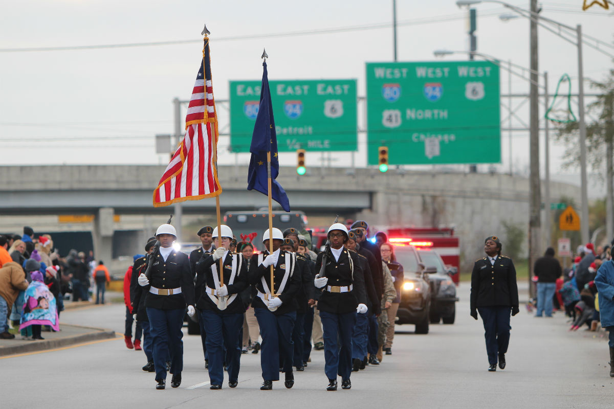 City of Hammond Spreads the Holiday Cheer with 2016 Holiday Parade