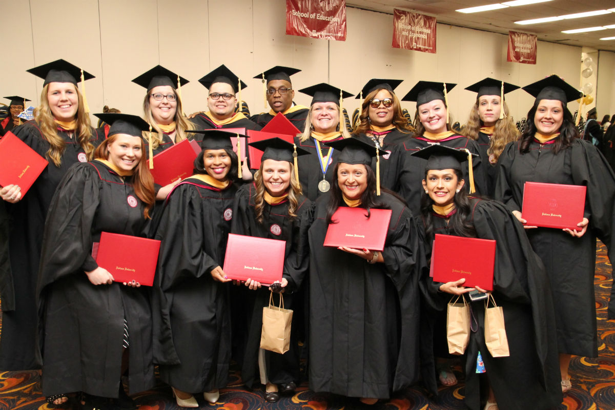 643 Degrees Awarded at Indiana University Northwest’s 51st Annual Commencement
