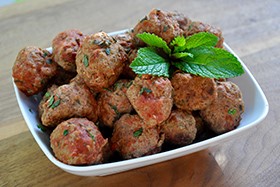 Pumps Fitness Foodie Fitness: Slow Cooker Meatballs!